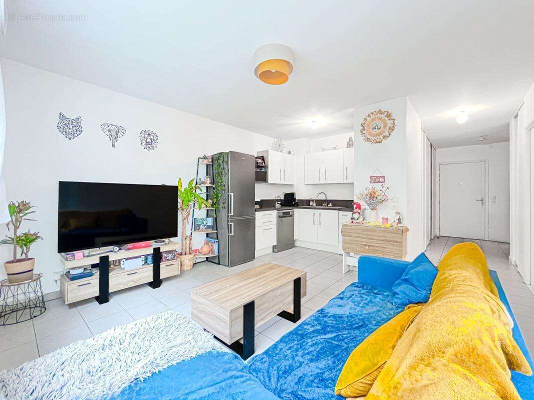 Appartement à LA COLLE-SUR-LOUP