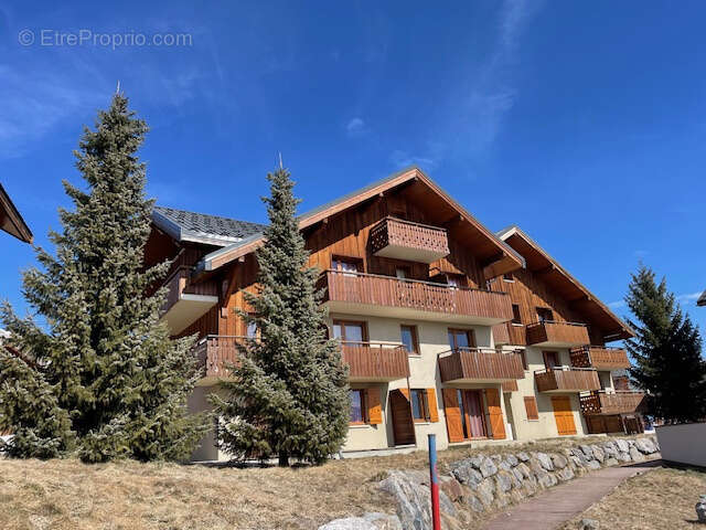 Appartement à LE CHATEL