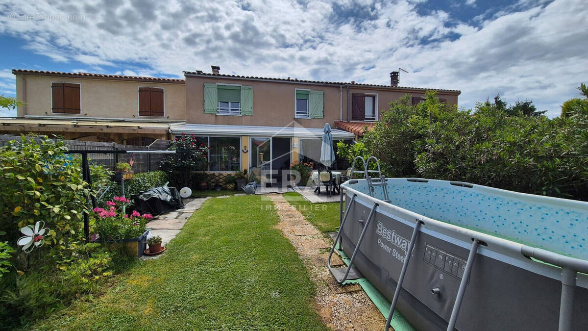 Maison à VIC-EN-BIGORRE
