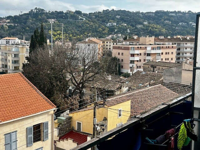 Appartement à VALLAURIS