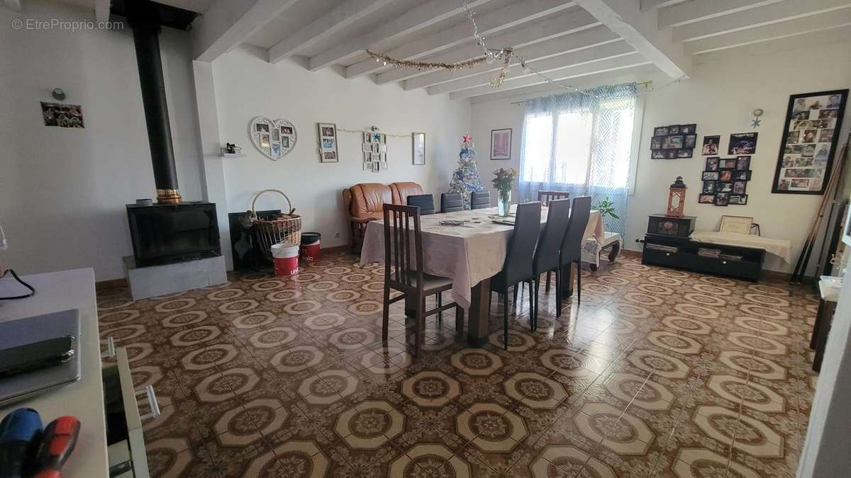 Maison à PORTETS