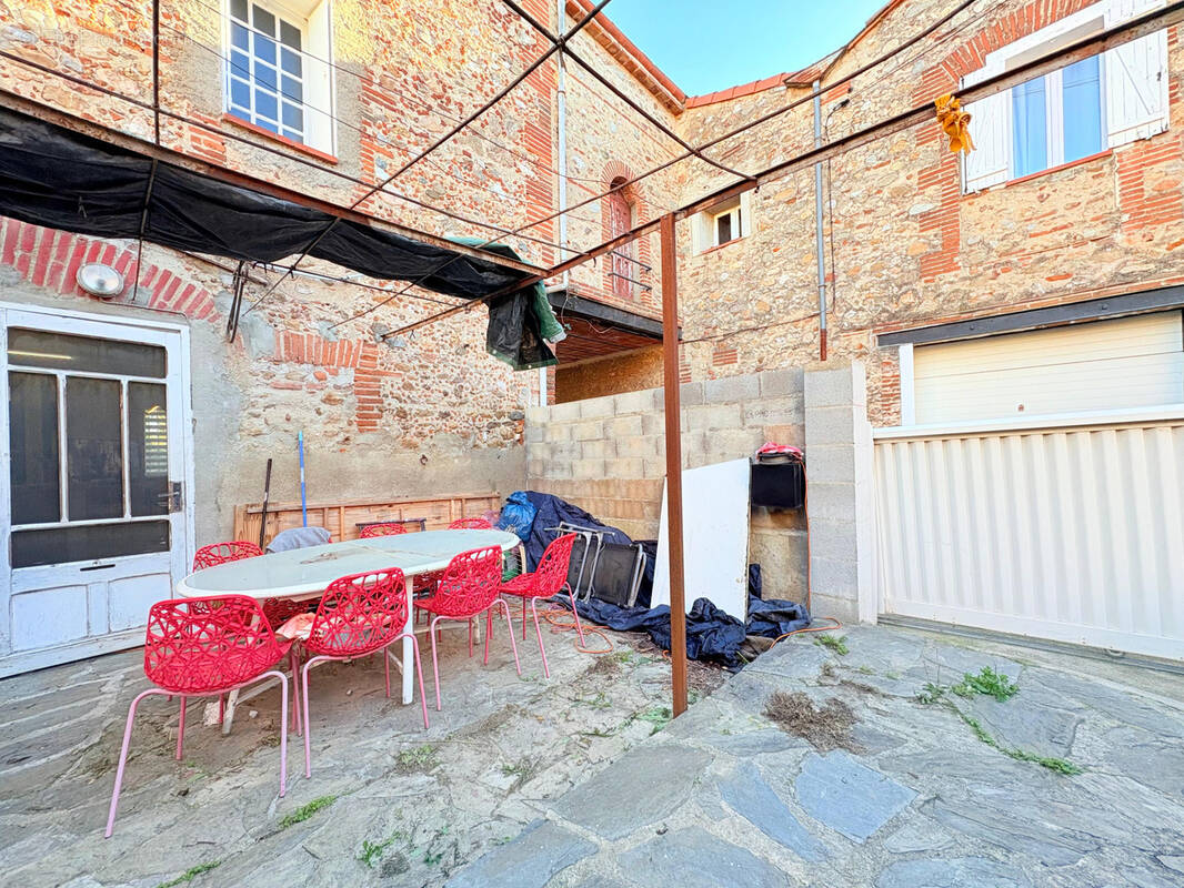 Maison à VILLEMOLAQUE