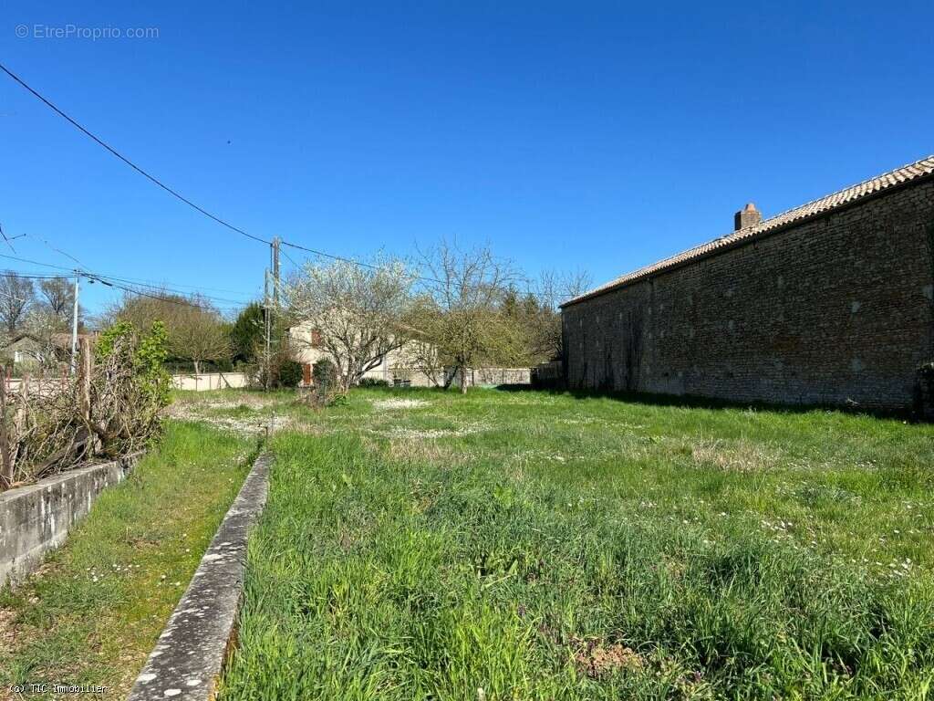 Maison à CIVRAY