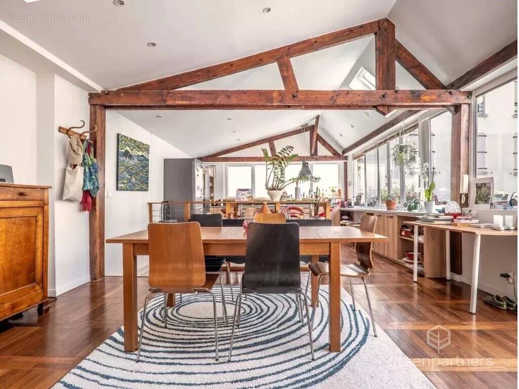 Maison à PARIS-14E