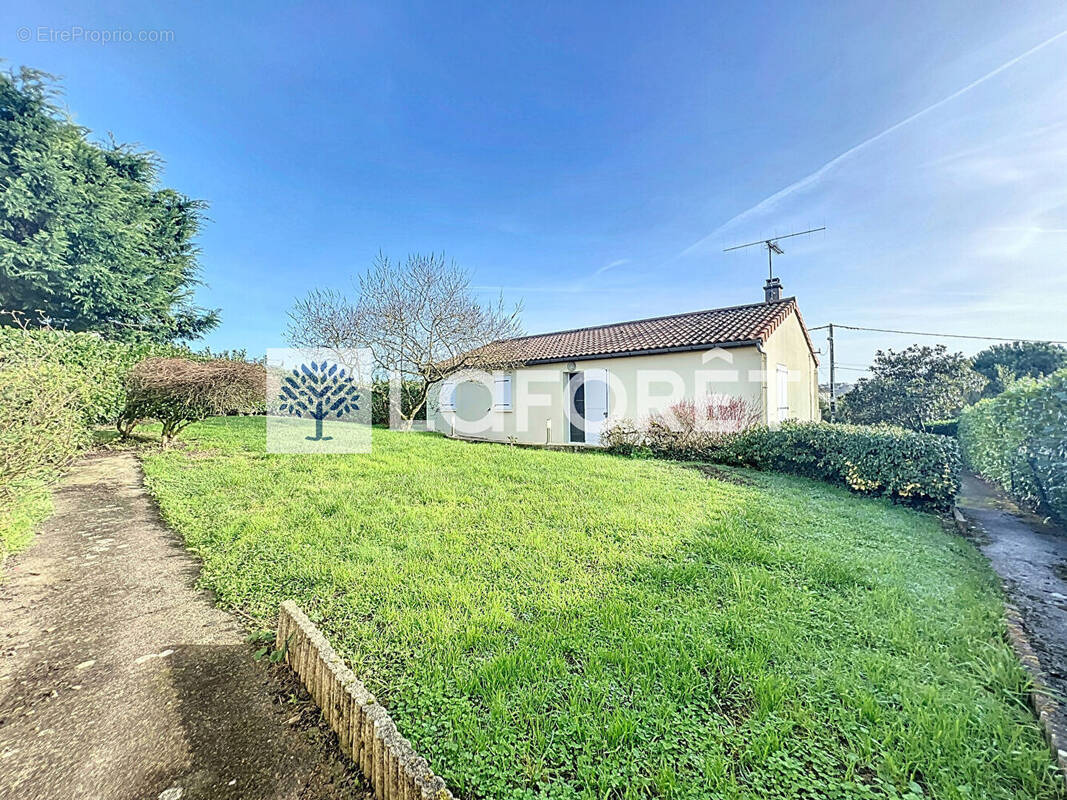 Maison à BRESSUIRE