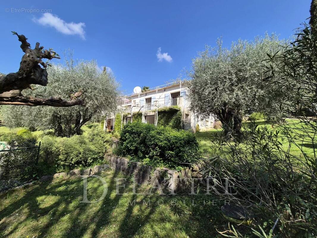 Maison à LE BAR-SUR-LOUP