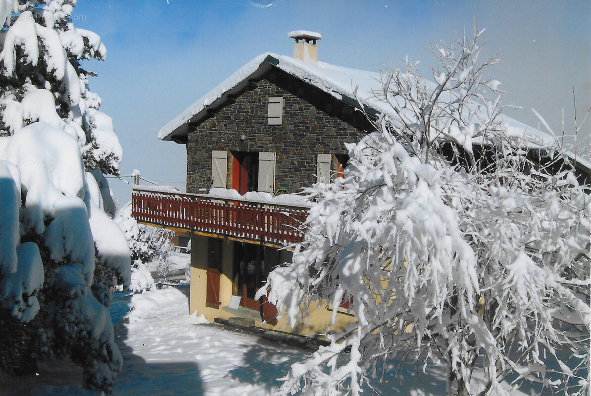 Maison à EYNE