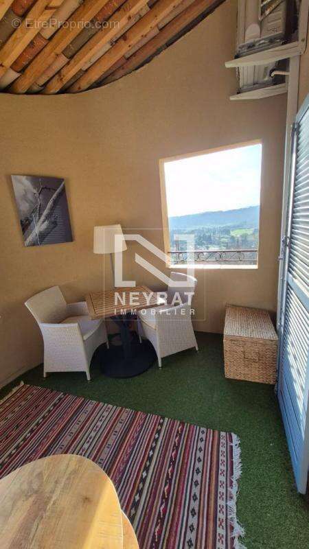 Appartement à FAYENCE