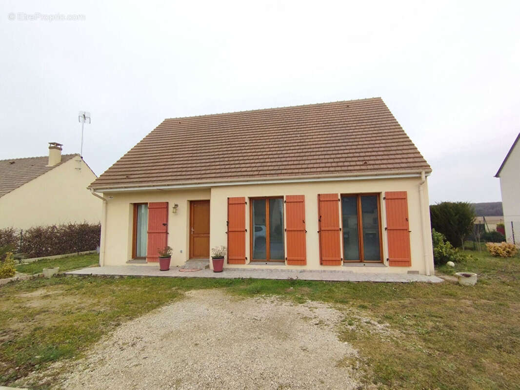 Maison à MARBOUE