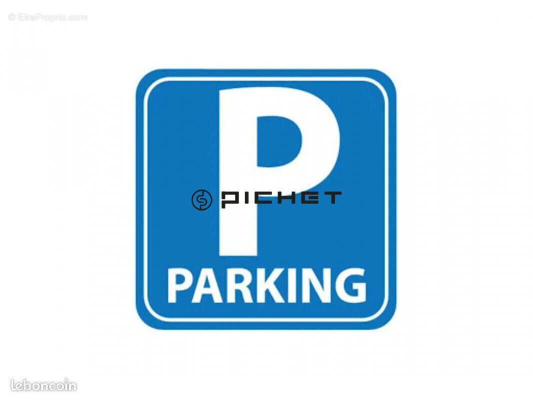 Parking à LA TESTE-DE-BUCH