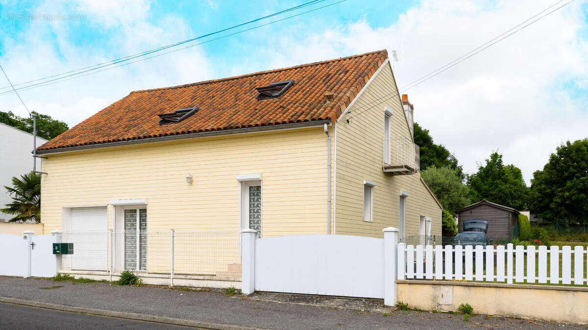 Maison à CIVRAY