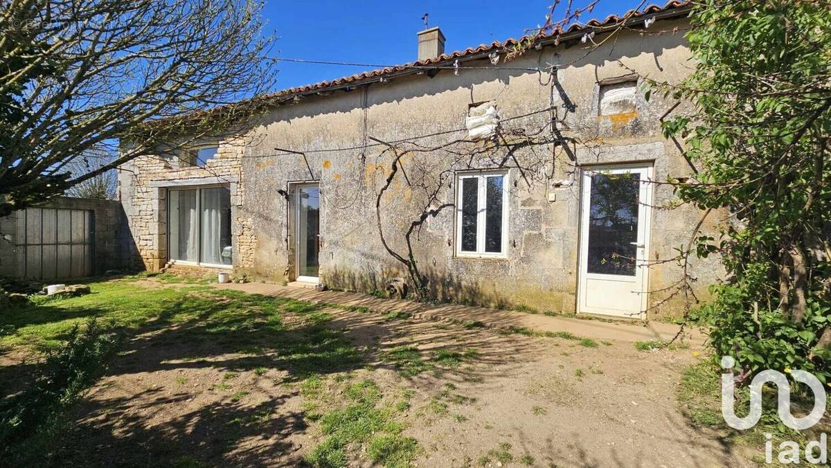Photo 1 - Maison à BIOUSSAC