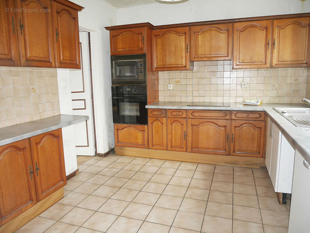 Maison à LEOGNAN