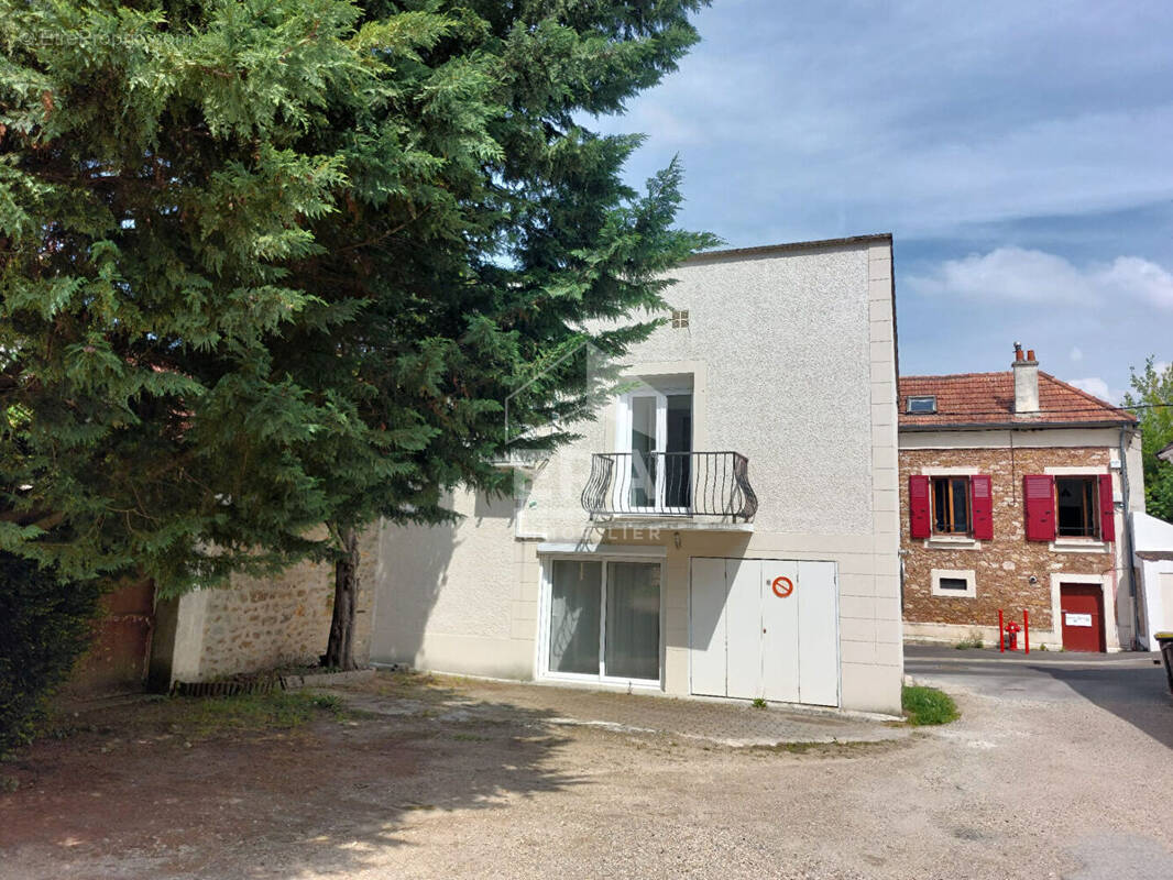 Maison à SAINT-MICHEL-SUR-ORGE
