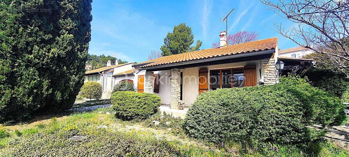 Maison à MERINDOL