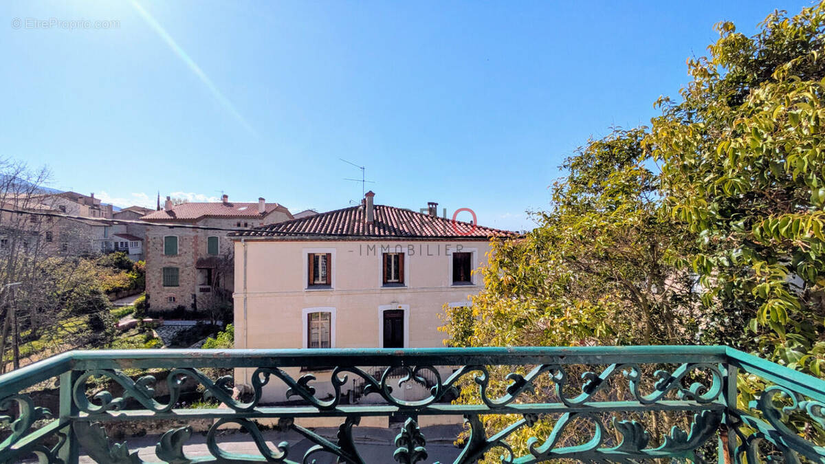 Appartement à LAROQUE-DES-ALBERES
