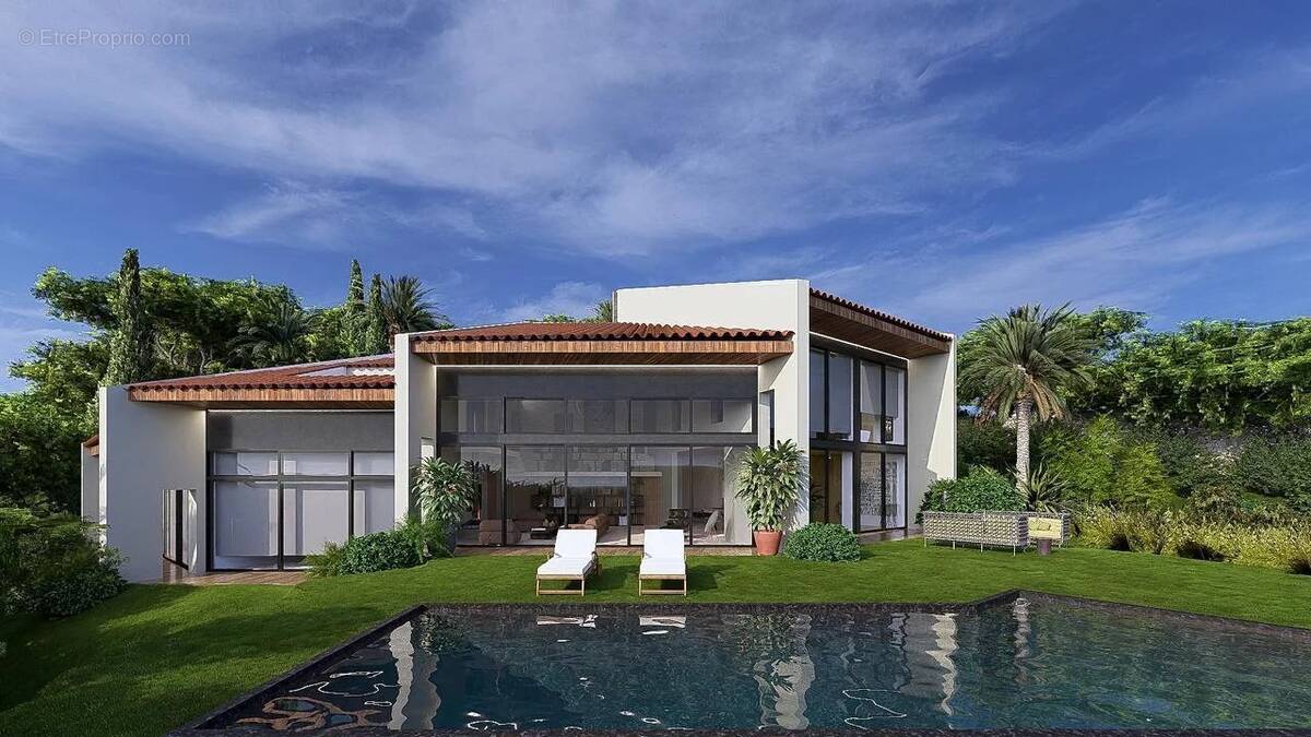 Maison à ROQUEFORT-LES-PINS