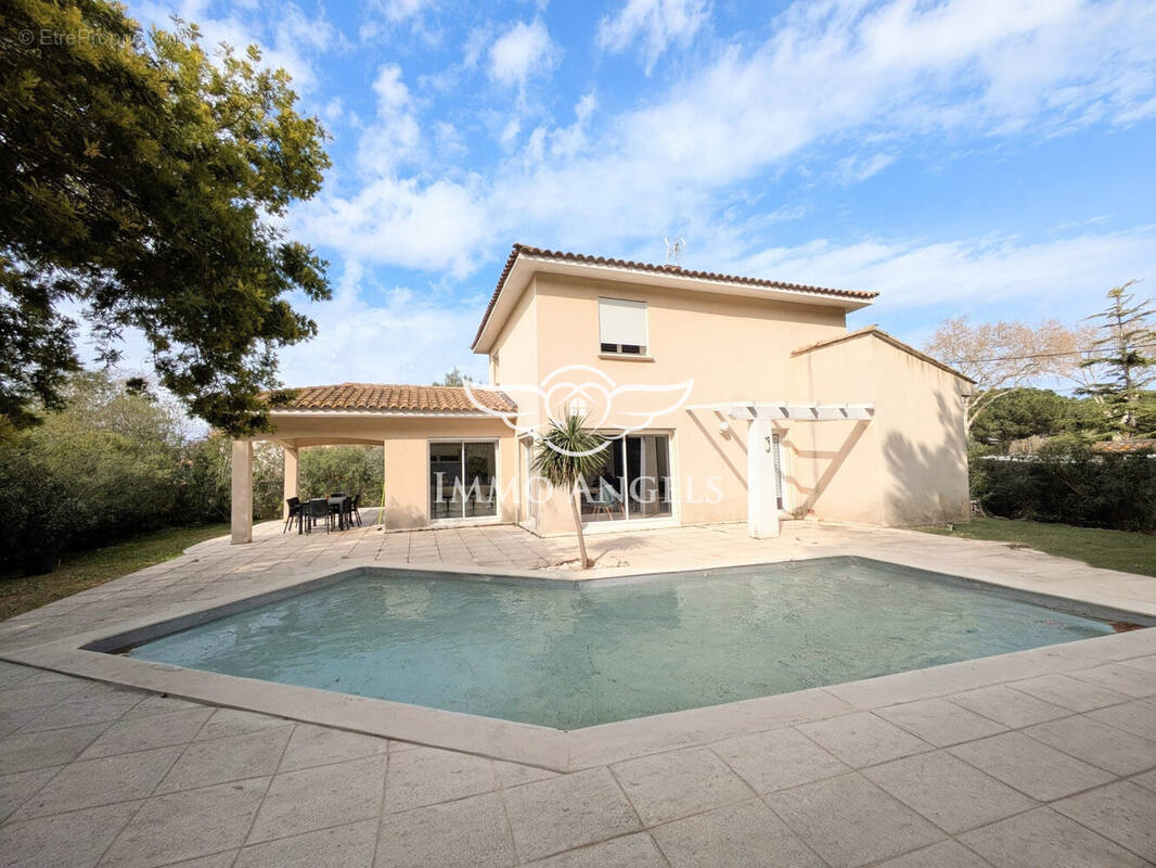 Maison à SAUVIAN