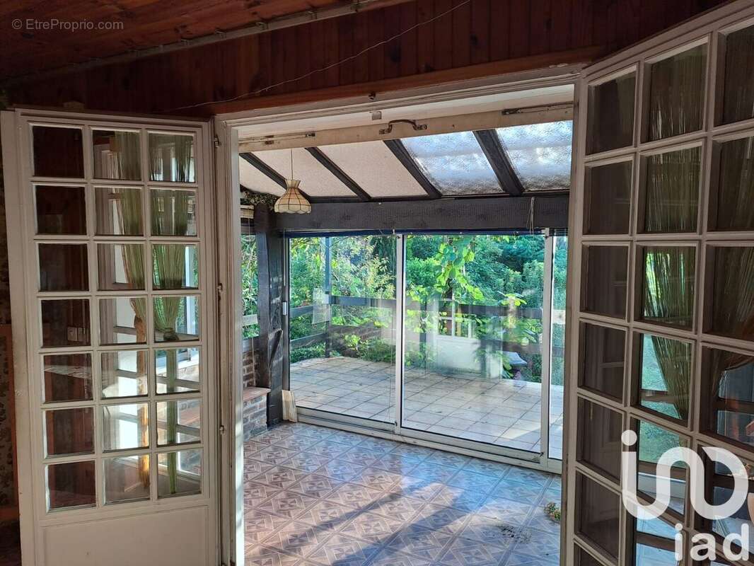 Photo 2 - Maison à SAINT-REMY-LES-CHEVREUSE