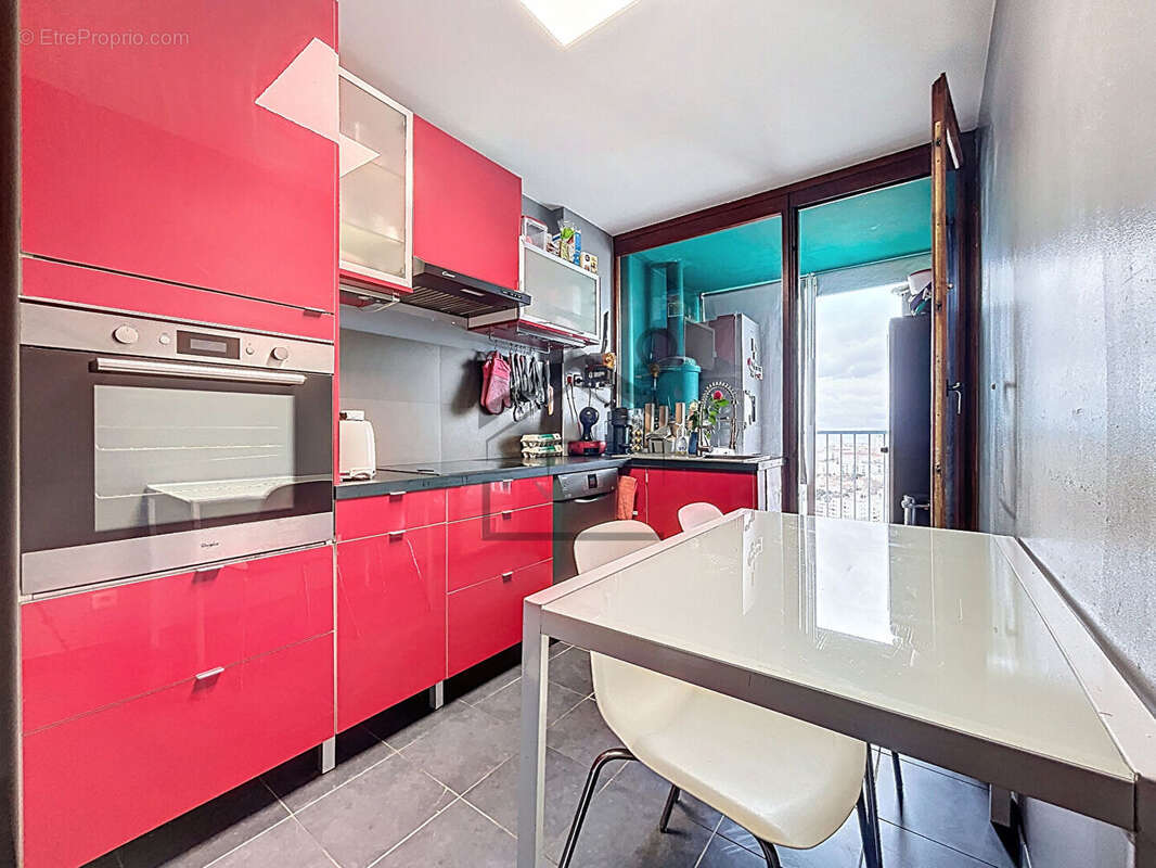 Appartement à MARSEILLE-13E