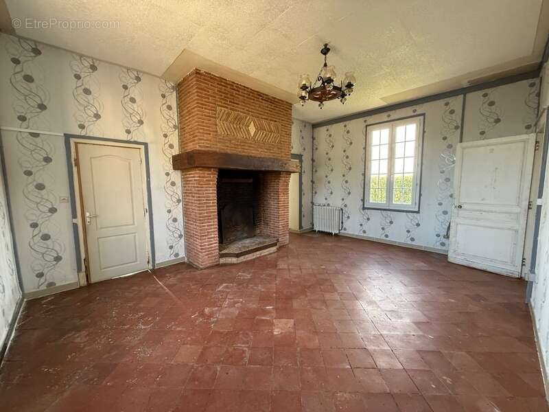 Maison à BUCHY