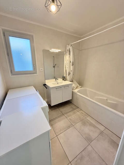 Appartement à SAINT-GENIS-POUILLY