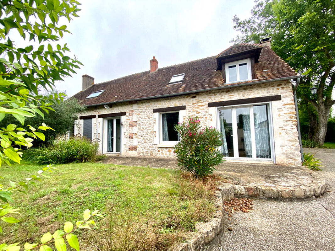 Maison à PERIGNY