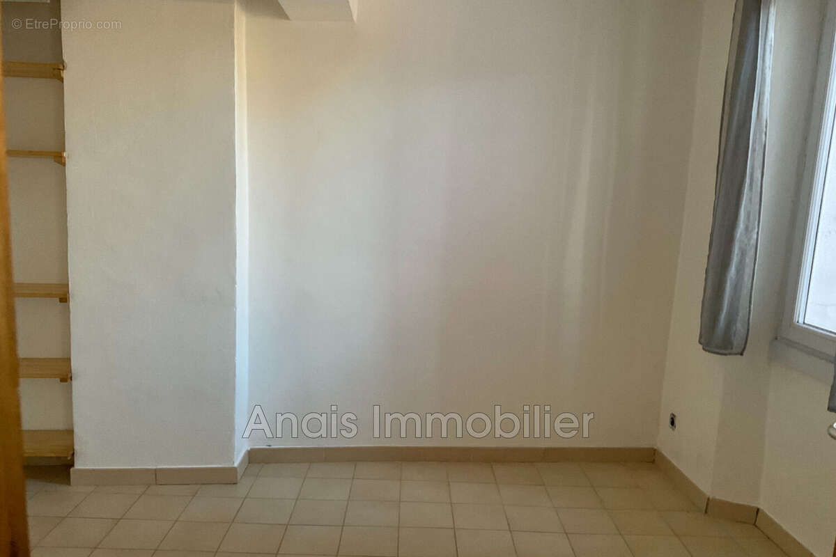 Appartement à LA GARDE-FREINET