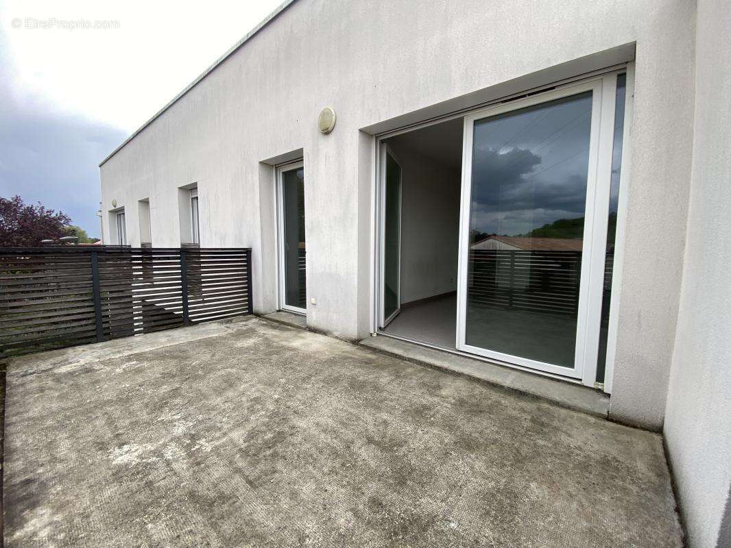 Appartement à LE TAILLAN-MEDOC