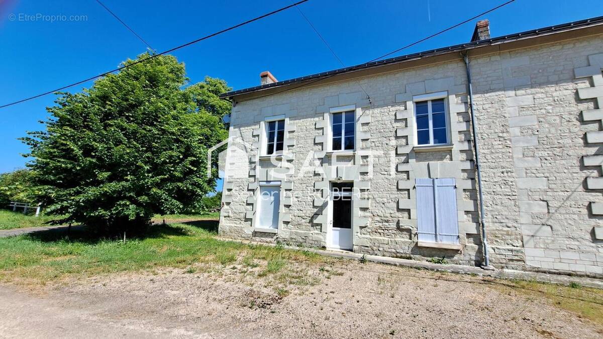 Photo 1 - Maison à MONTS-SUR-GUESNES