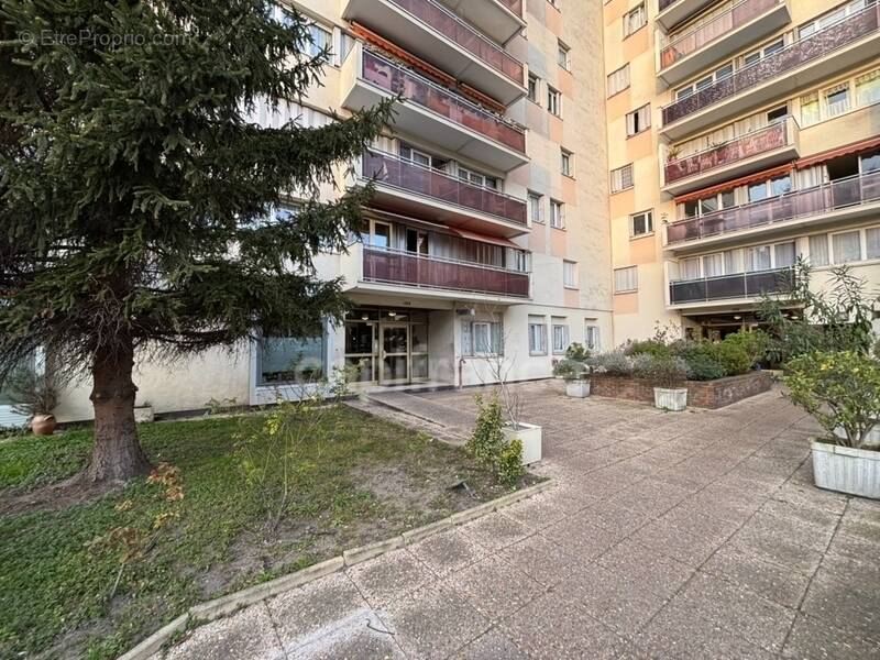 Appartement à BOBIGNY