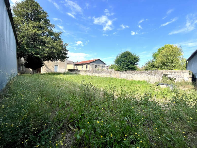 Maison à MONTREUIL-BELLAY