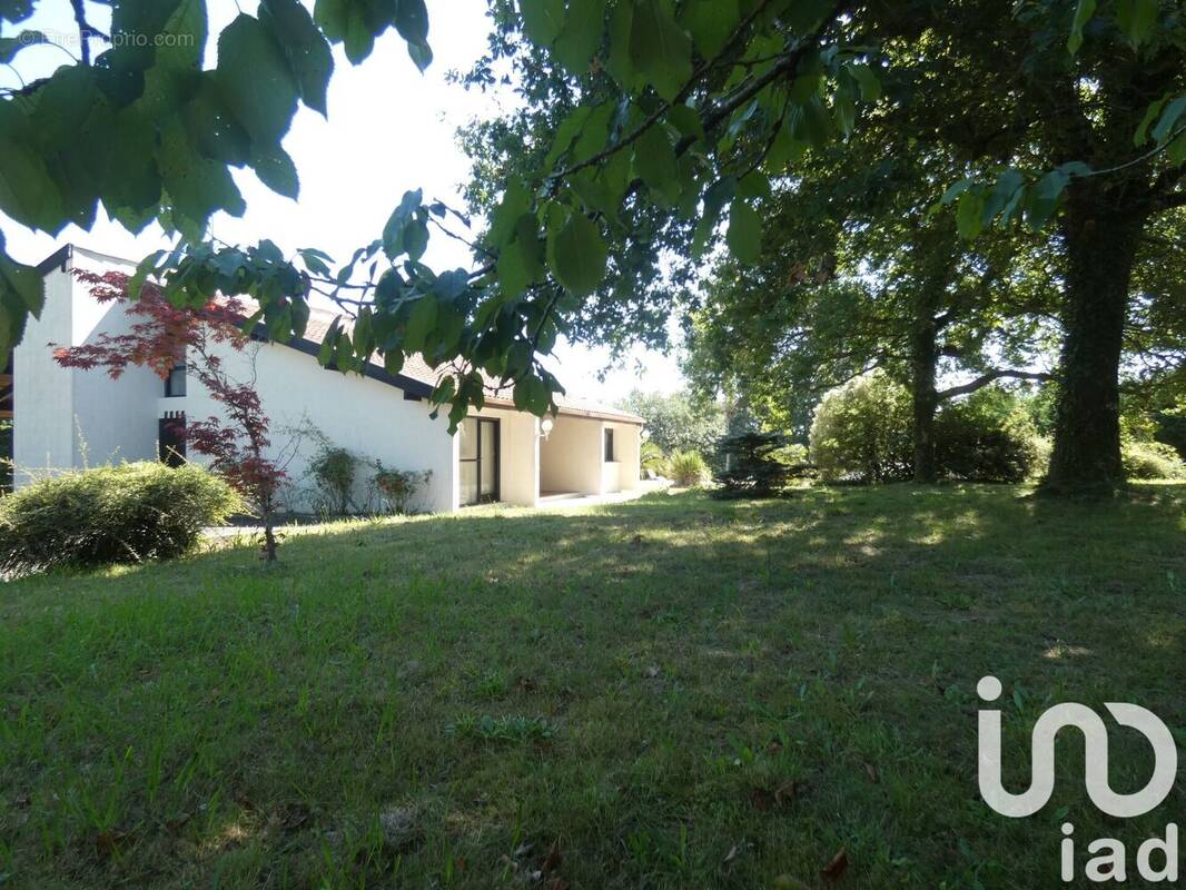 Photo 1 - Maison à POUILLON