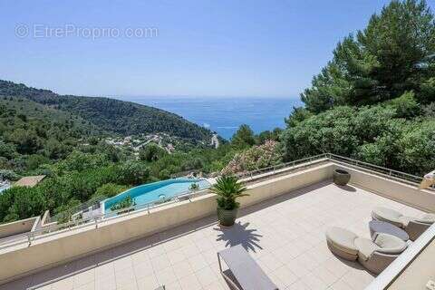 Maison à EZE
