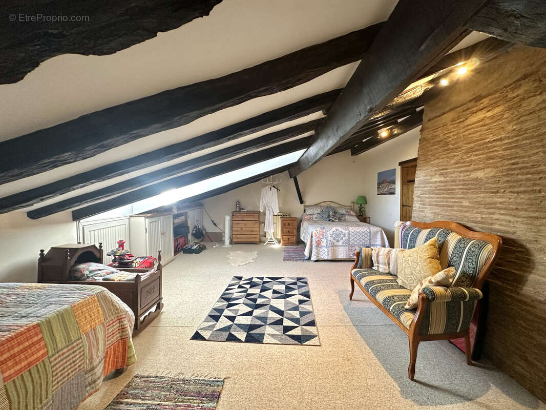 Maison à EYMET