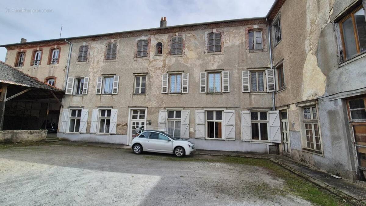 Appartement à BELLAC