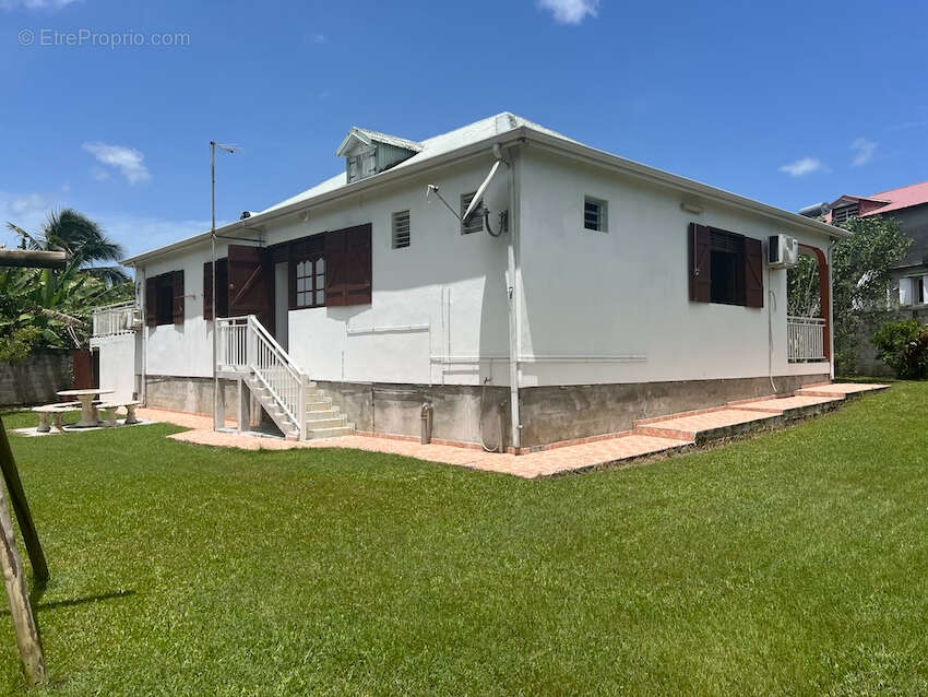 Maison à MORNE-A-L&#039;EAU