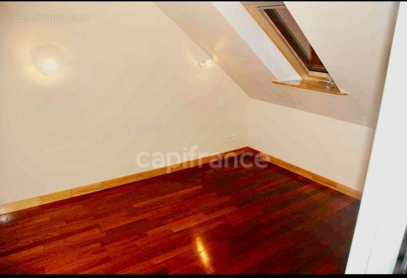 Appartement à PORT-LAUNAY