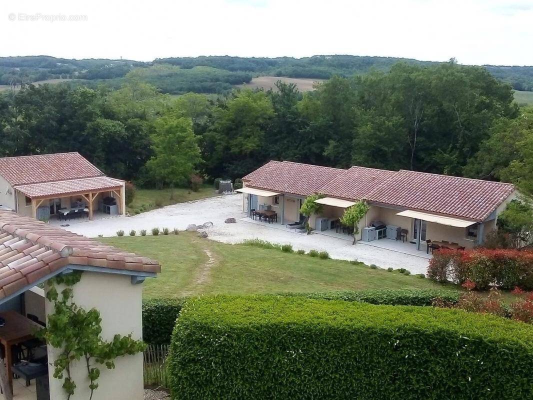 Maison à MONTCUQ