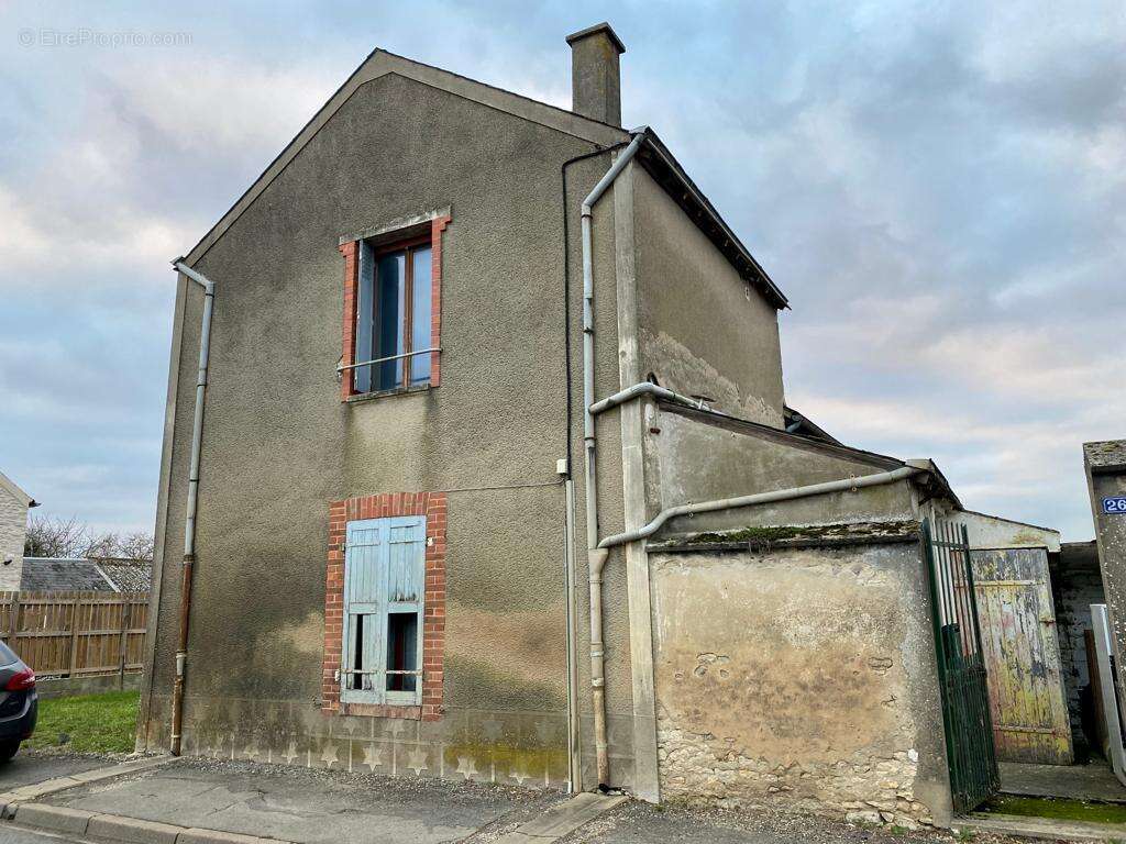 Maison à ANGERVILLE