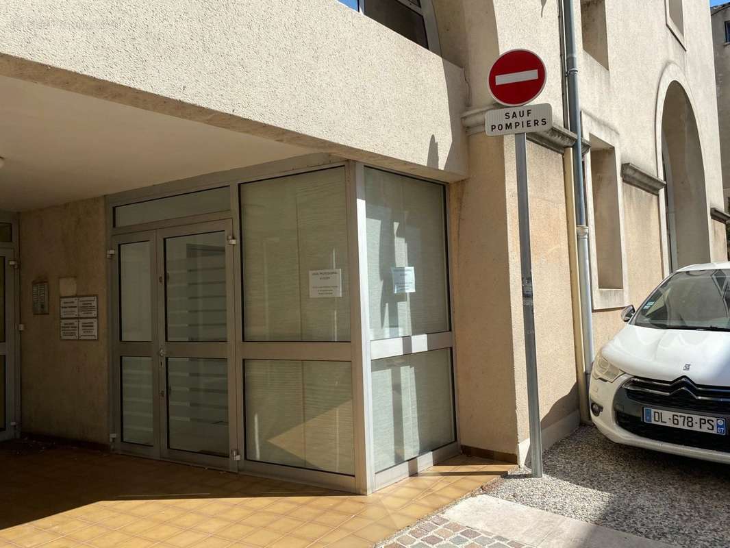 Commerce à AUBENAS