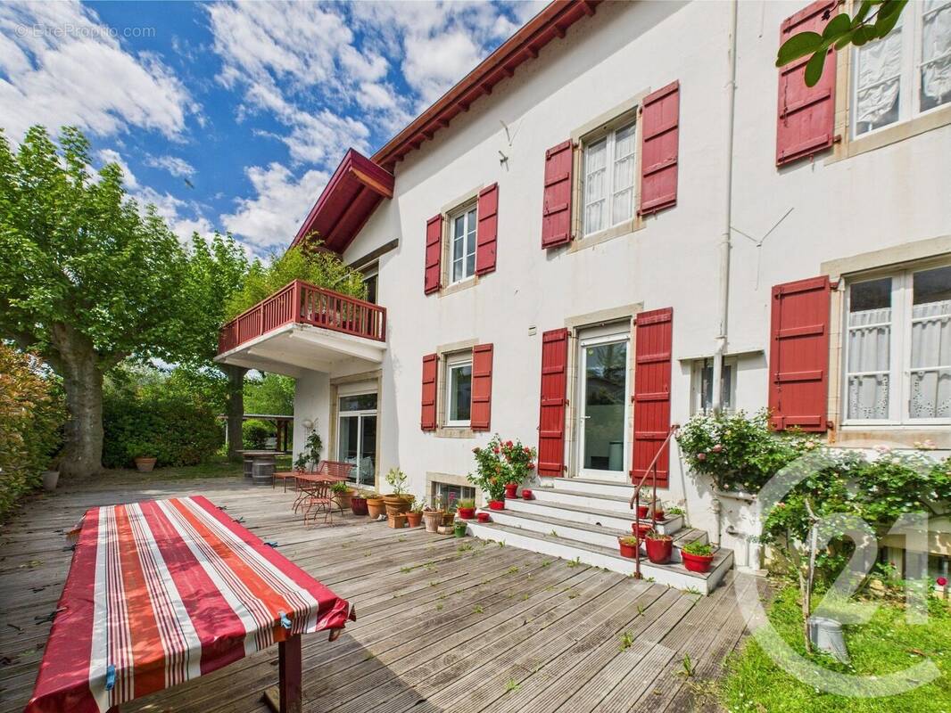 Maison à USTARITZ