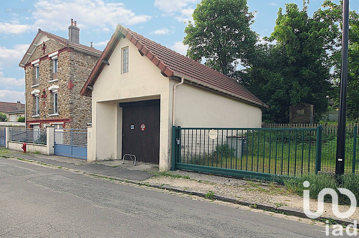 Photo 1 - Maison à VILLECRESNES