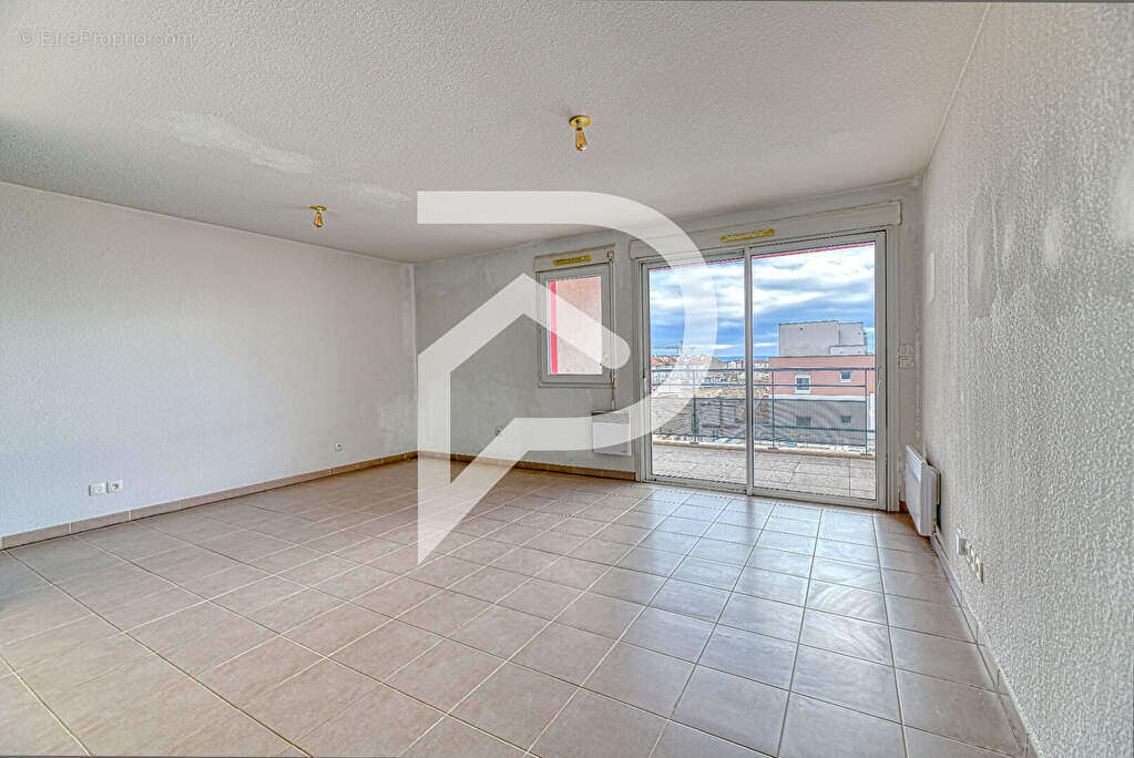 Appartement à NIMES