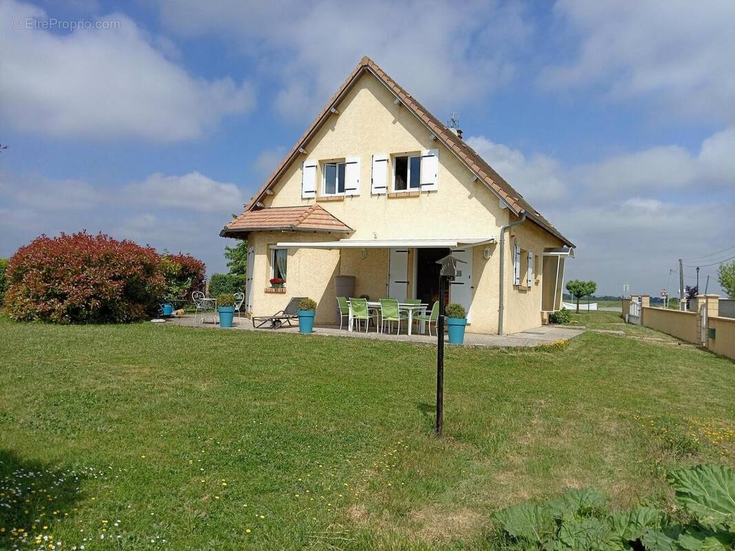 Photo 1 - Maison à EVREUX