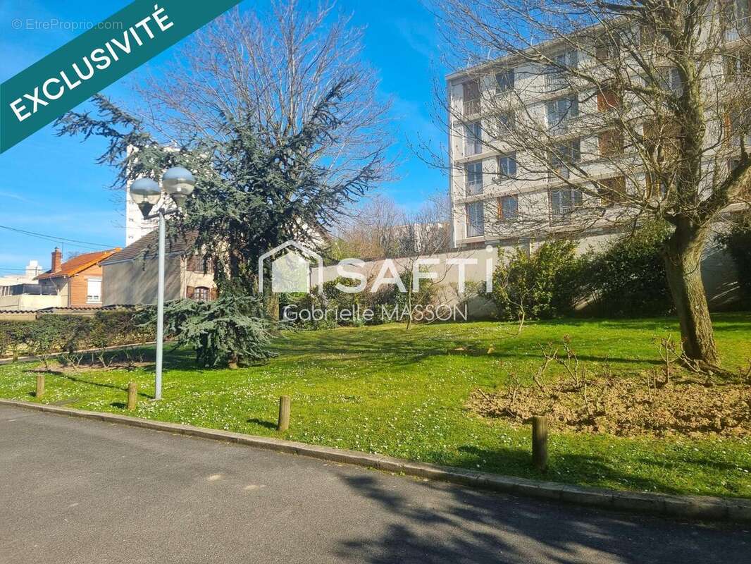 Photo 3 - Appartement à LE KREMLIN-BICETRE
