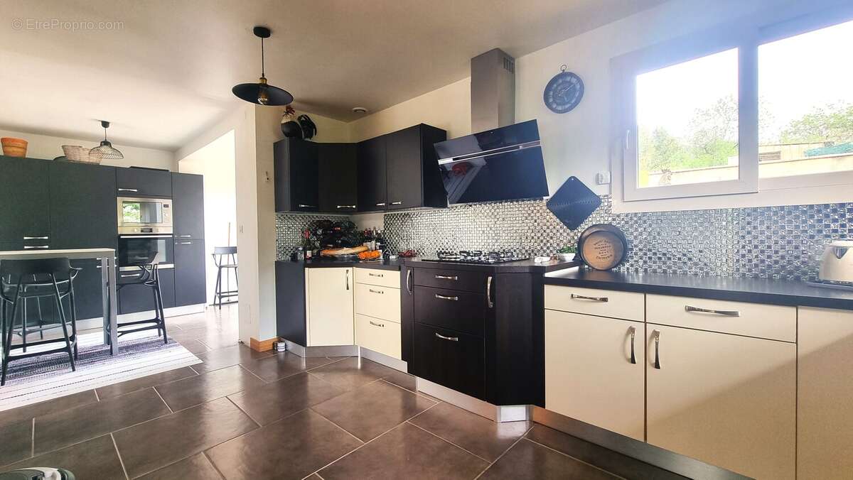 Maison à LA FRANCHEVILLE