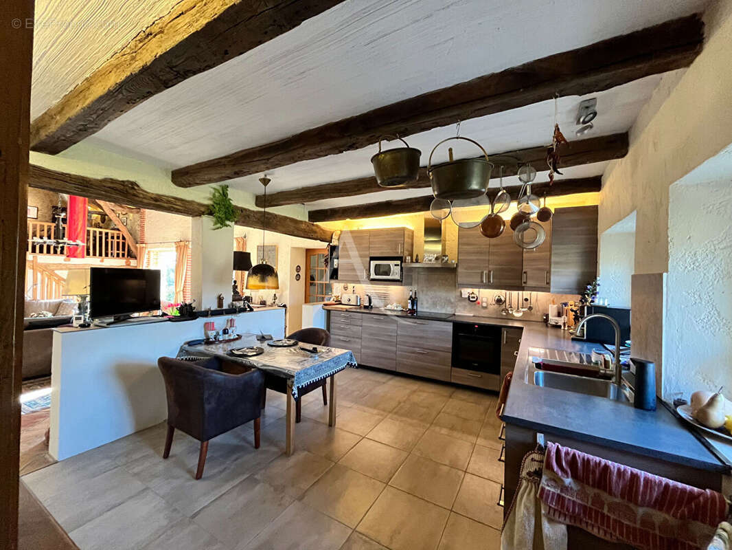 Maison à PRAYSSAC