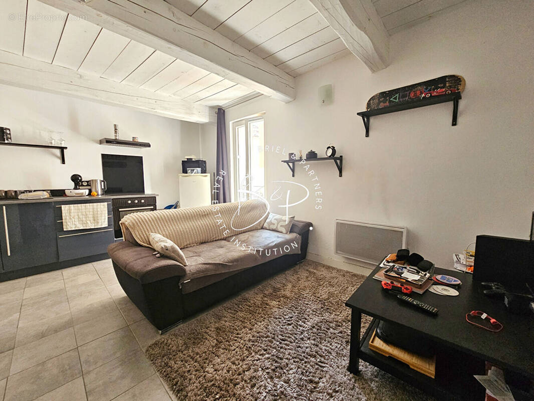 Appartement à LORGUES