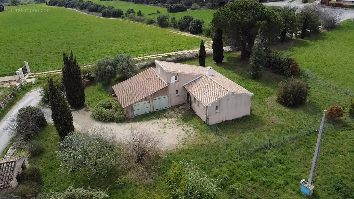 Maison à AUPS